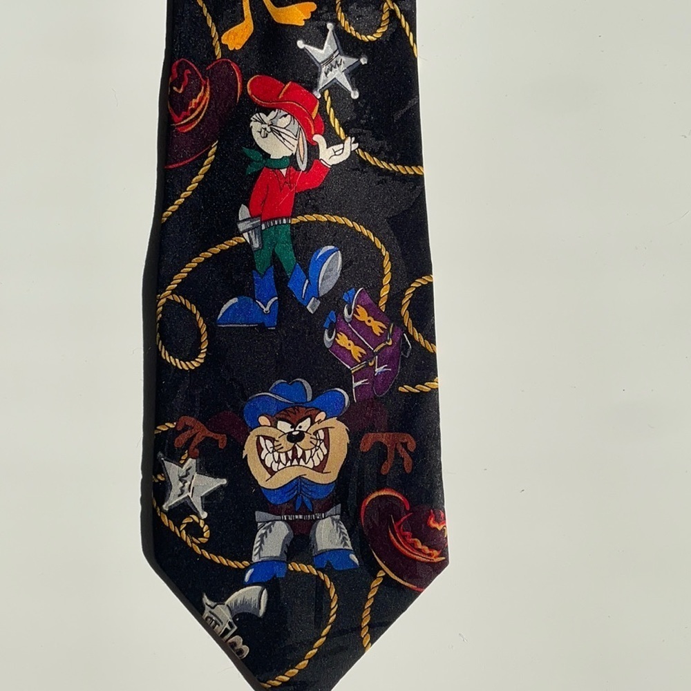 1993 Looney Tunes Mania Collection vintage tie.